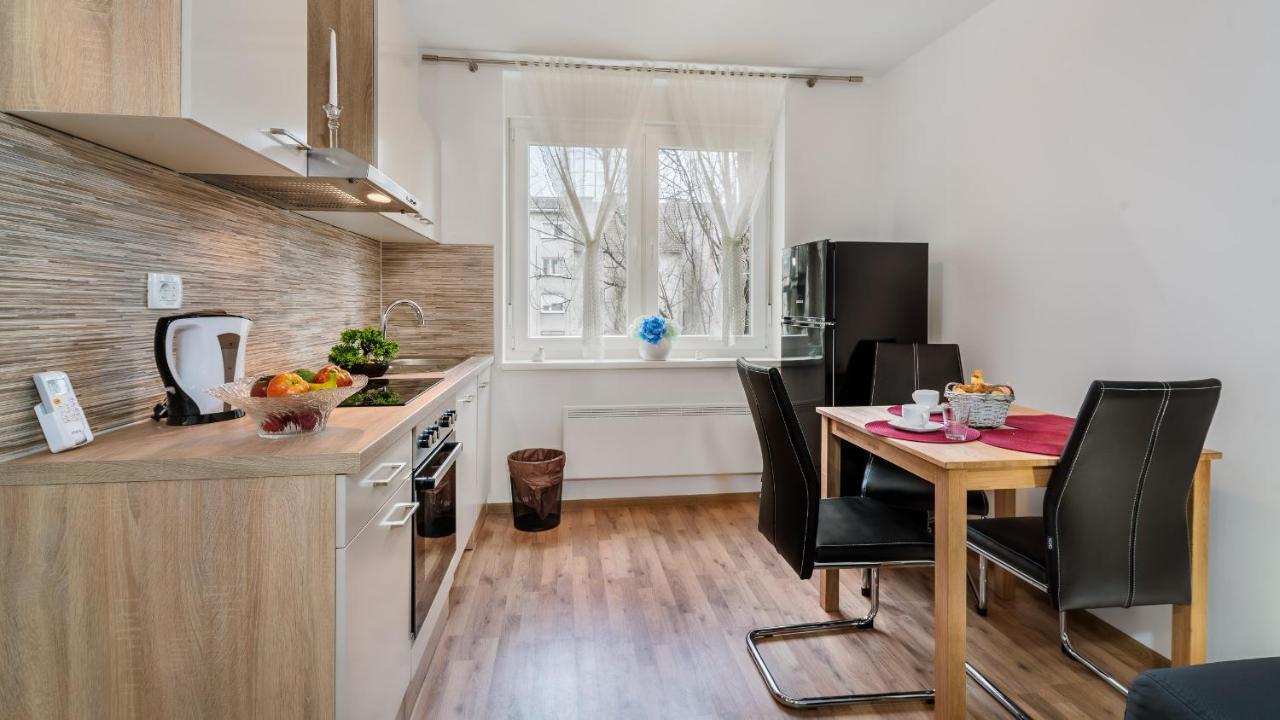 Apartment Krajinovic Zagreb Exterior foto